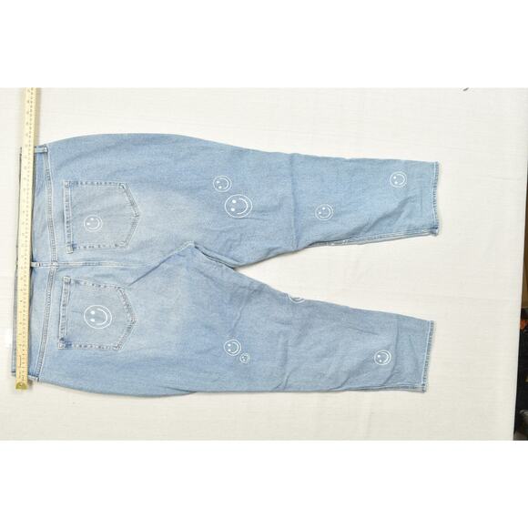 NEW Hollister Ultra High-Rise Mom Jean Plus Size 21S Distressed W/ Smiley Faces - Picture 4 of 8